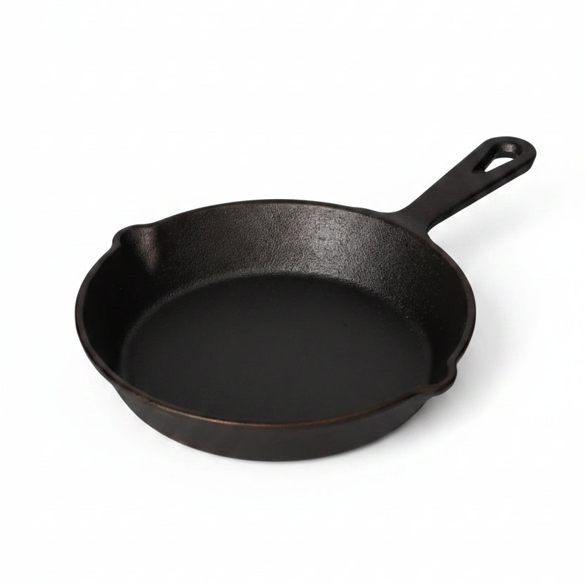 Danny Home Premium 15.5cm Cast Iron Skillet for Even Heat Retention & Everyday Cooking