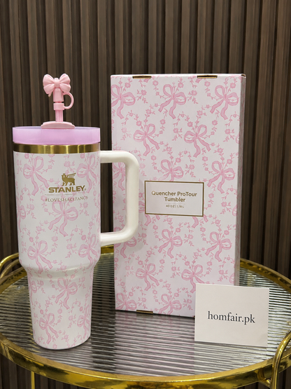Stanley x LoveShackFancy Ribbon Rosa Quencher H2.0 40oz Gift Box
