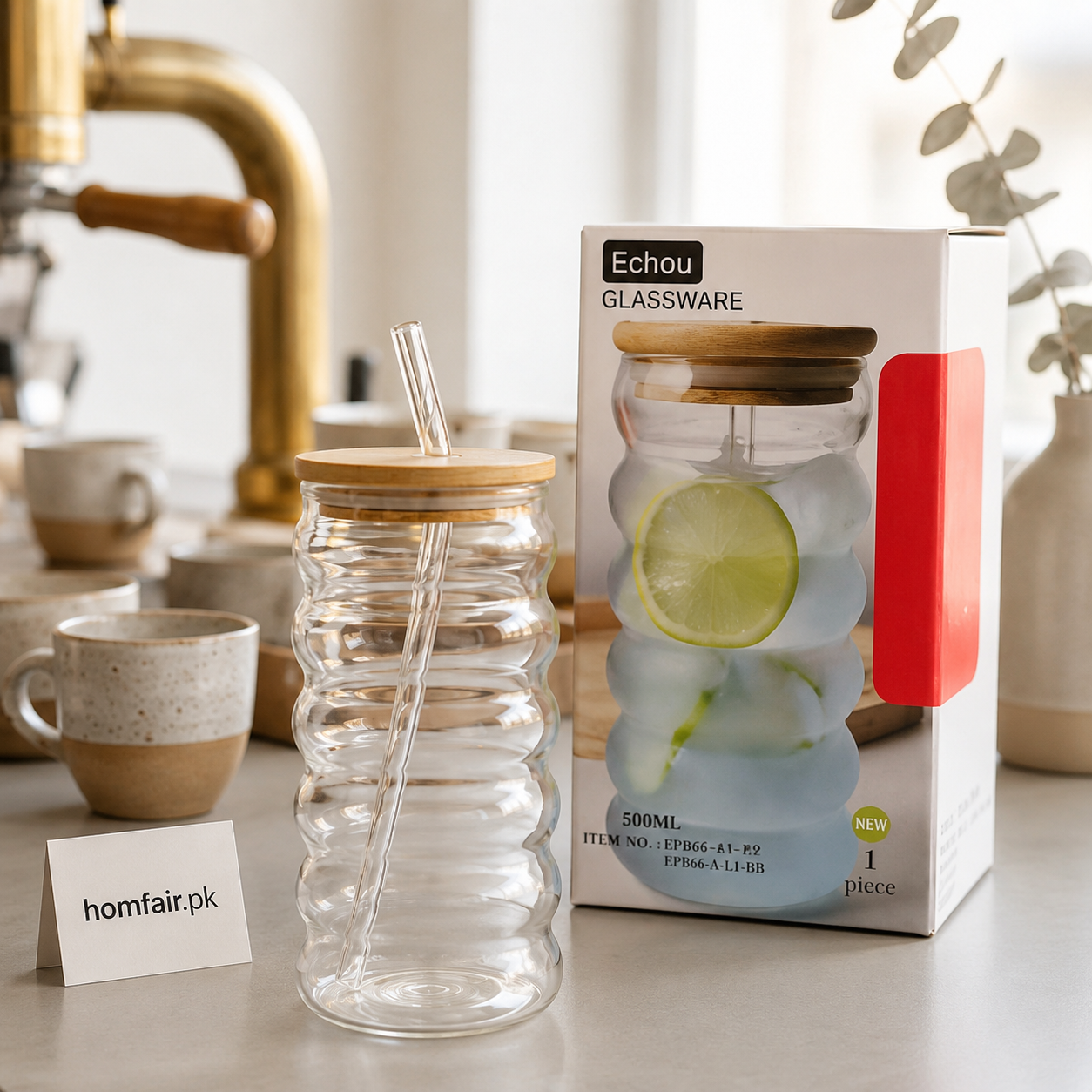 500ml Clear Ribbed Glass Tumbler with Bamboo Lid & Glass Straw