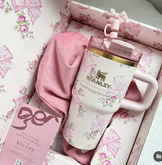 Stanley X Love Shack Fancy Floral Luxe Gift 20oz Tumbler Stylish & Durable