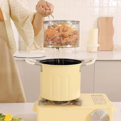 3 Litre Deep Frying Pot With Strainer