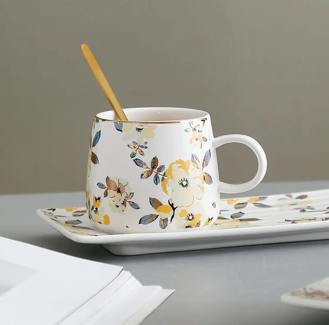 Luxury Floral Ceramic Coffee Mug with Serving Tray – Premium Tea & Coffee Gift Set