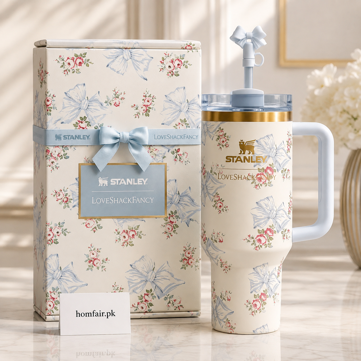 Stanley x LoveShackFancy Holiday Quencher 40oz Rosa Beaux Blue Gift Box